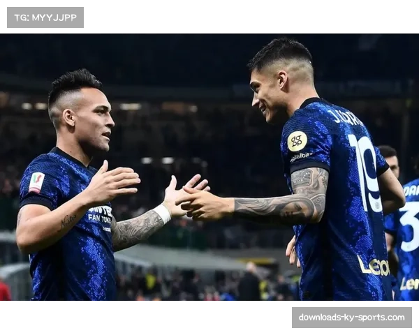 哈兰德补时侧身凌空抽射被封堵 绝佳机会未能转化为进球